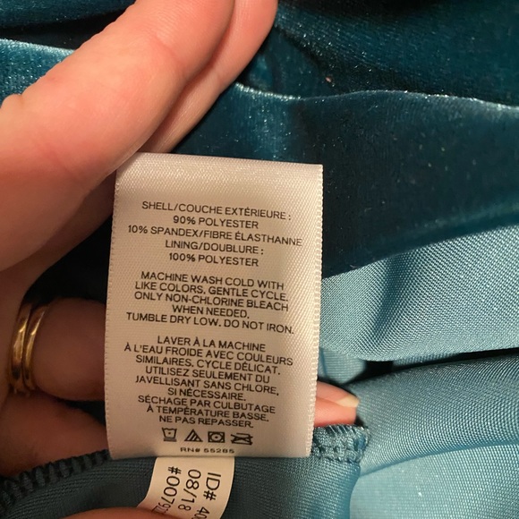 Velvety Express brand dress size S. PERFECT condition! Good holiday dress! - Picture 8 of 8